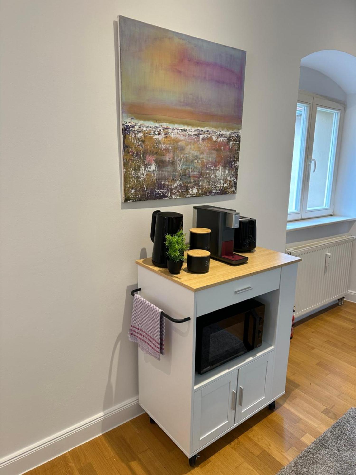 Bella Casa - Business&Family, 100M Zum Konzerteingang Schloss, Parkplatz, Smarttv, Netflix, Waschmaschine, 24H Checkin, 36Qm, Ap 12 Ludwigsburg Buitenkant foto