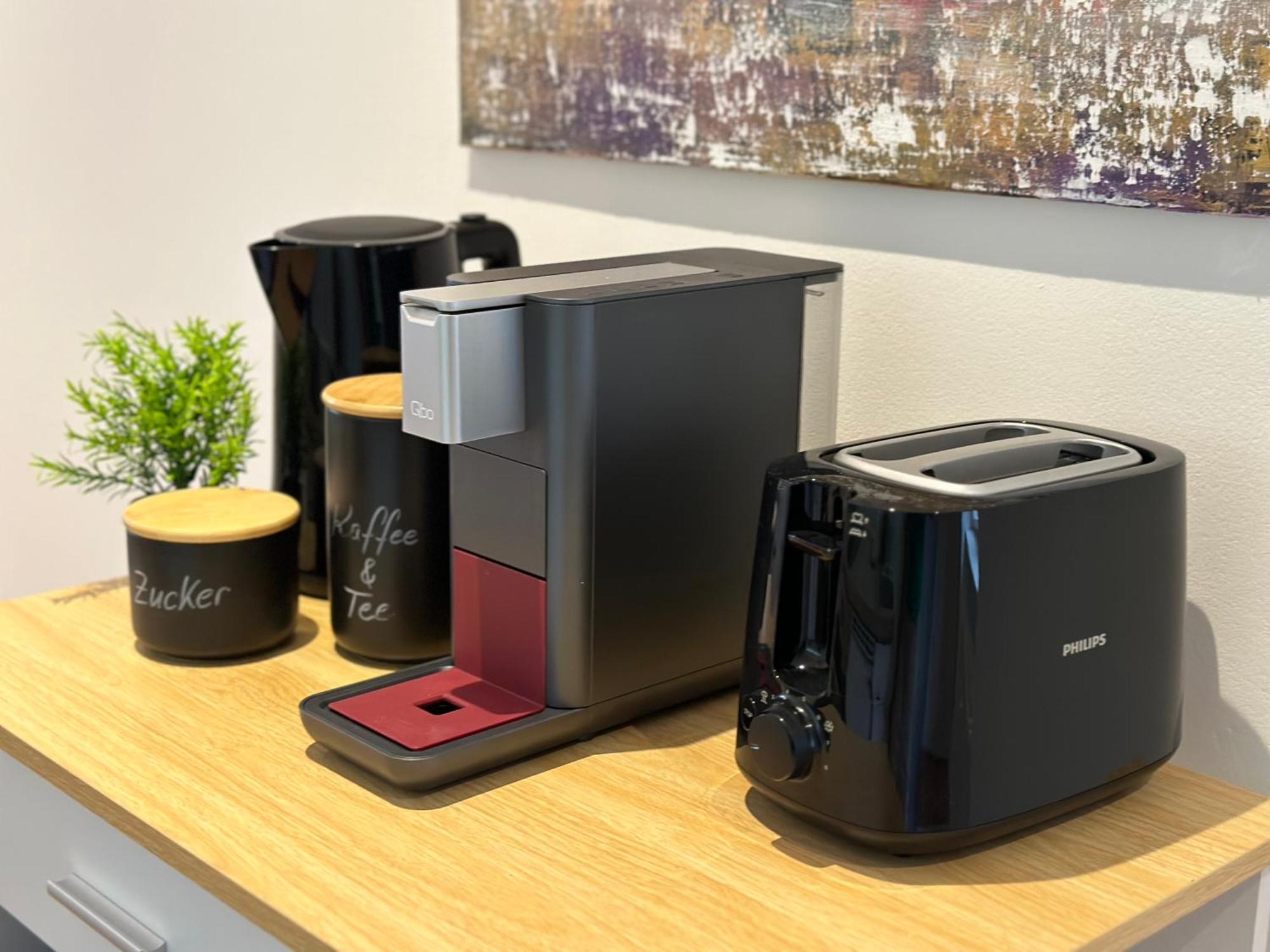 Bella Casa - Business&Family, 100M Zum Konzerteingang Schloss, Parkplatz, Smarttv, Netflix, Waschmaschine, 24H Checkin, 36Qm, Ap 12 Ludwigsburg Buitenkant foto